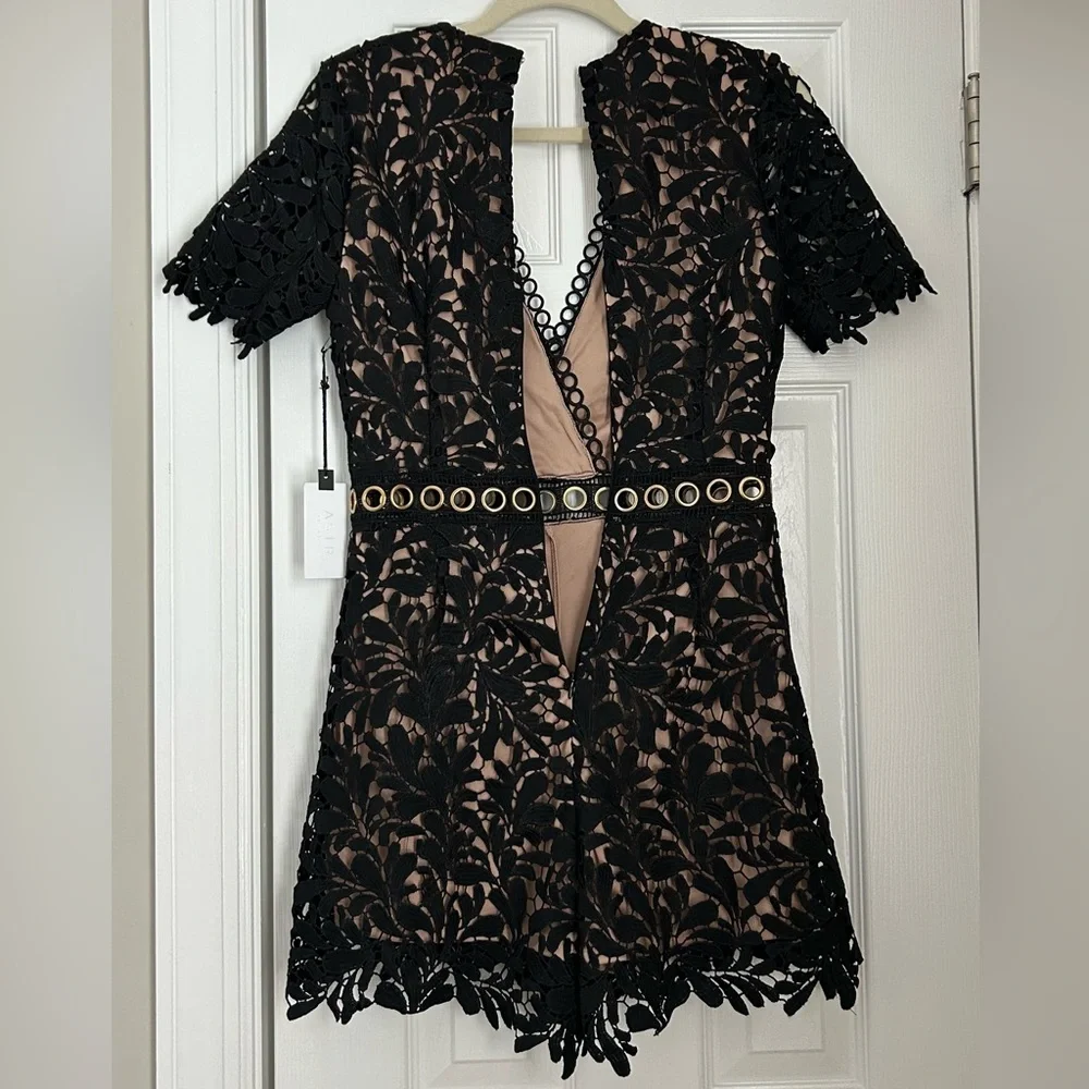 ASTR the label Grommet lace romper, size S - Picture 9 of 16
